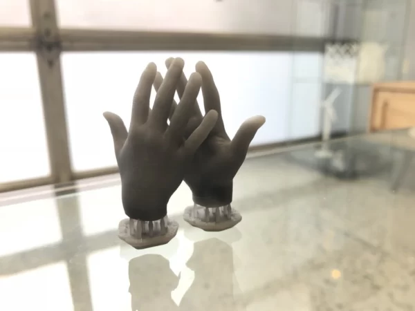 Изображение фотополимер Formlabs Grey Pro в картридже 4