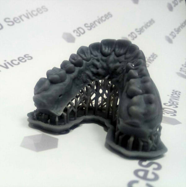 Фото 3D печати шаблона зубов