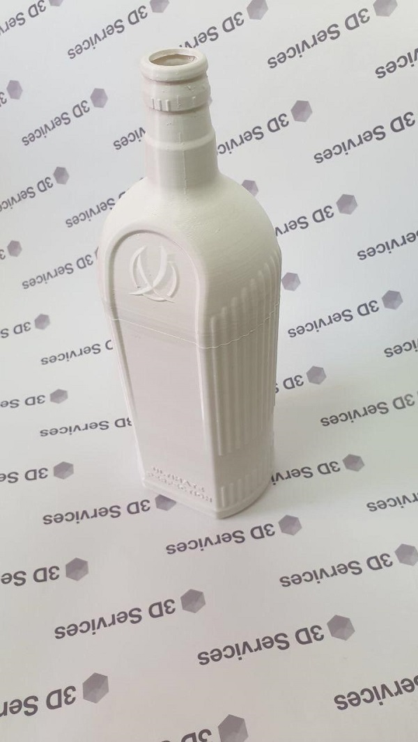 Фото Печать макета бутылки из пластика
